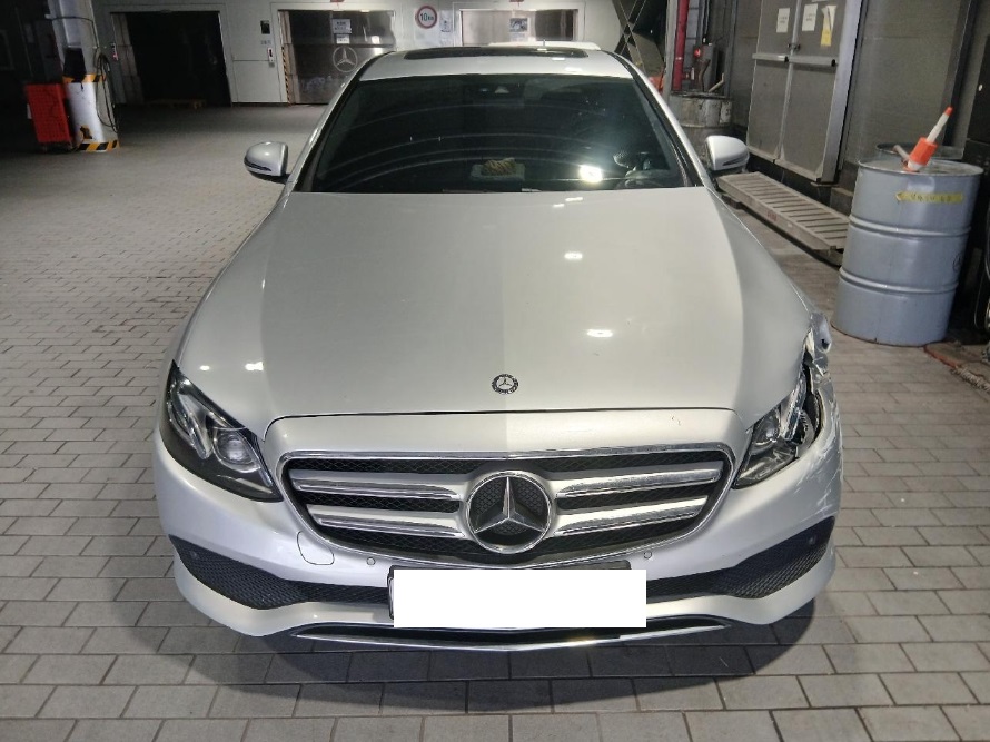 [Auction] 2017 Benz E-Class W213 E220d Exclusive(069407) pre-producted