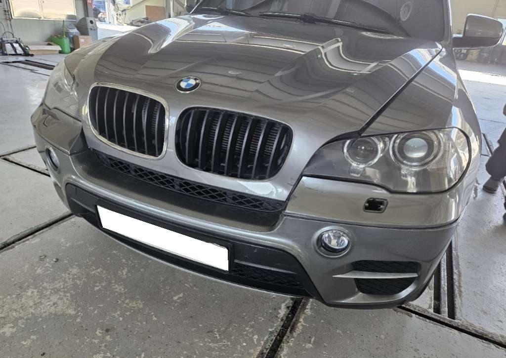 2013 BMW X5 (E70) xDrive 30d (843866) pre-producted