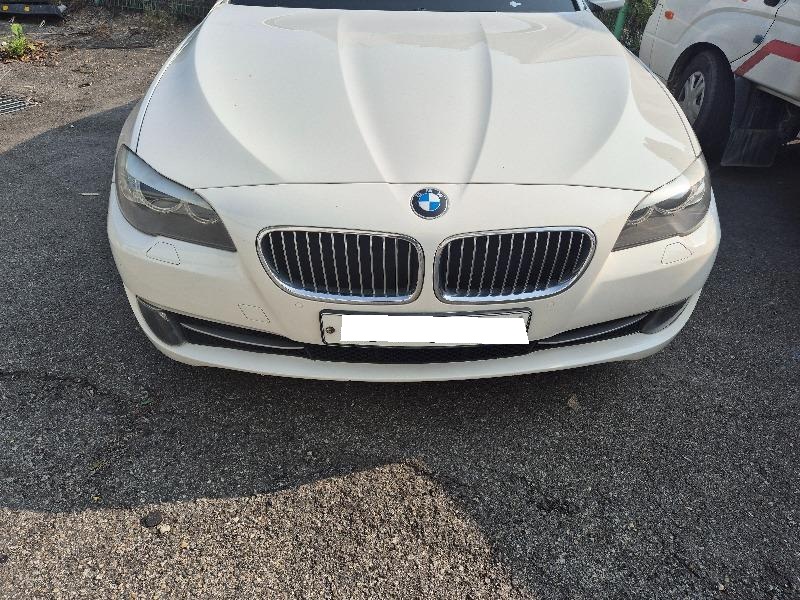 2012 BMW 5 Series (F10) 520d (U33255) pre-producted