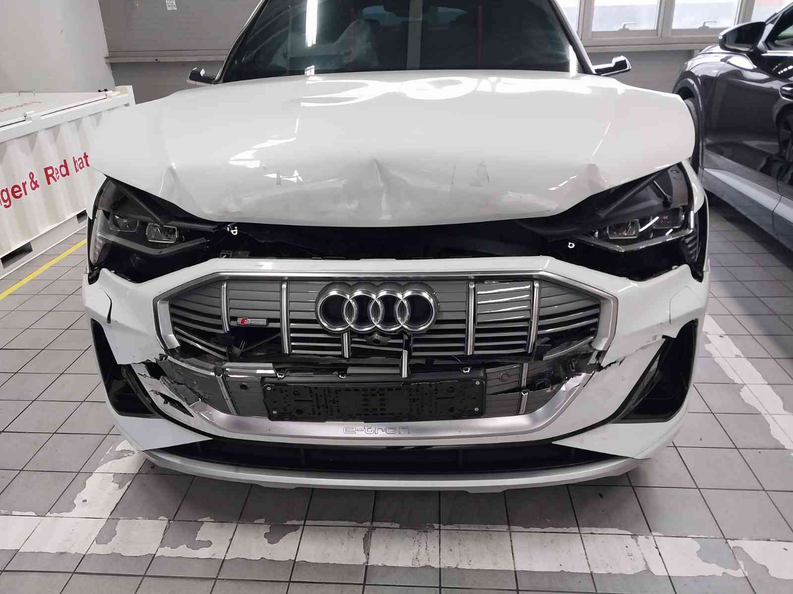 2023 Audi e-tron 55 Quattro Sportback (004486) pre-producted