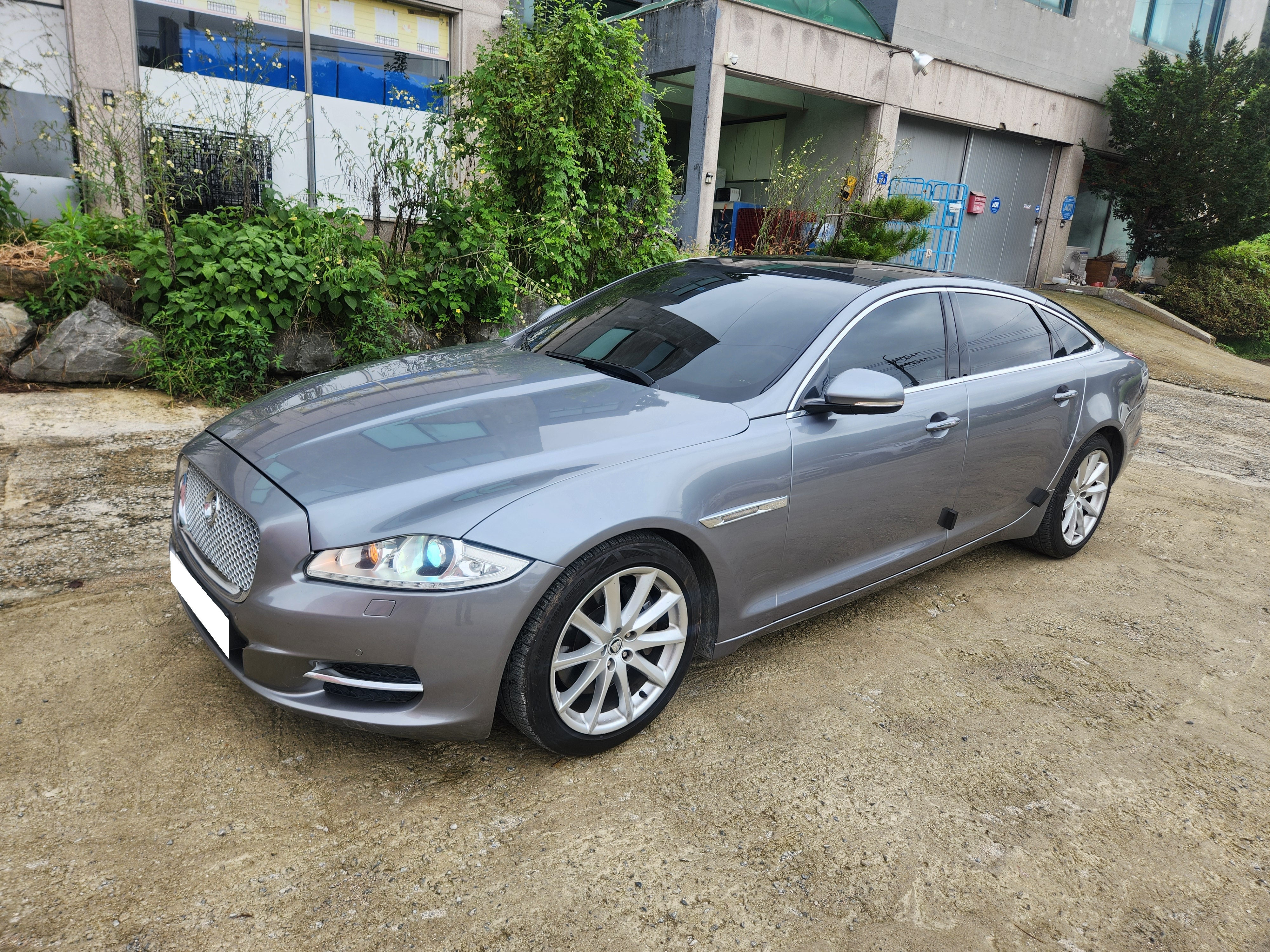 [SOLDOUT]2011 Jaguar XJ (X351) 3.0D (S/N: V18064)