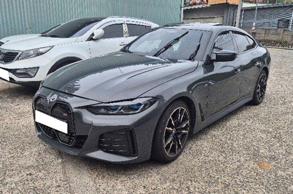[Reserved]2023 BMW i4 M50 Pro (N62067) pre-producted