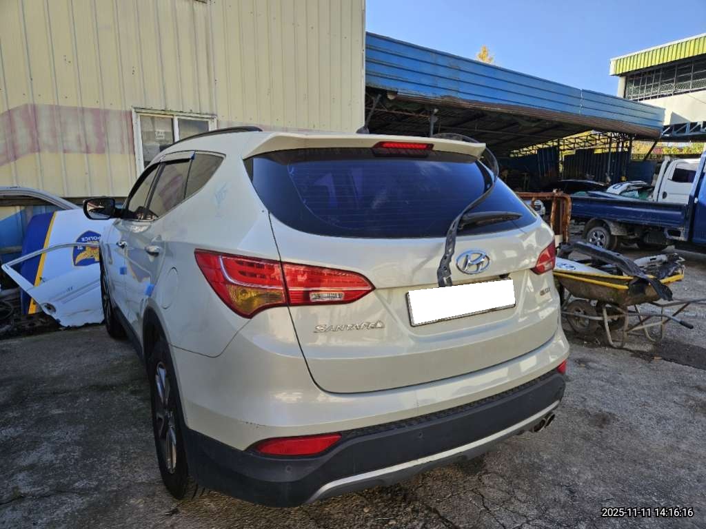 2014 Santa Fe DM Diesel 2WD 2.2 Exclusive (265080) pre-producted