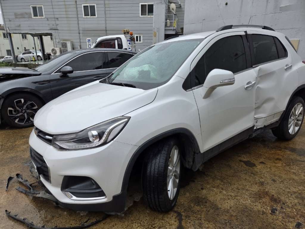 2018 The New Trax Gasoline 1.4 Premier (501511) pre-producted