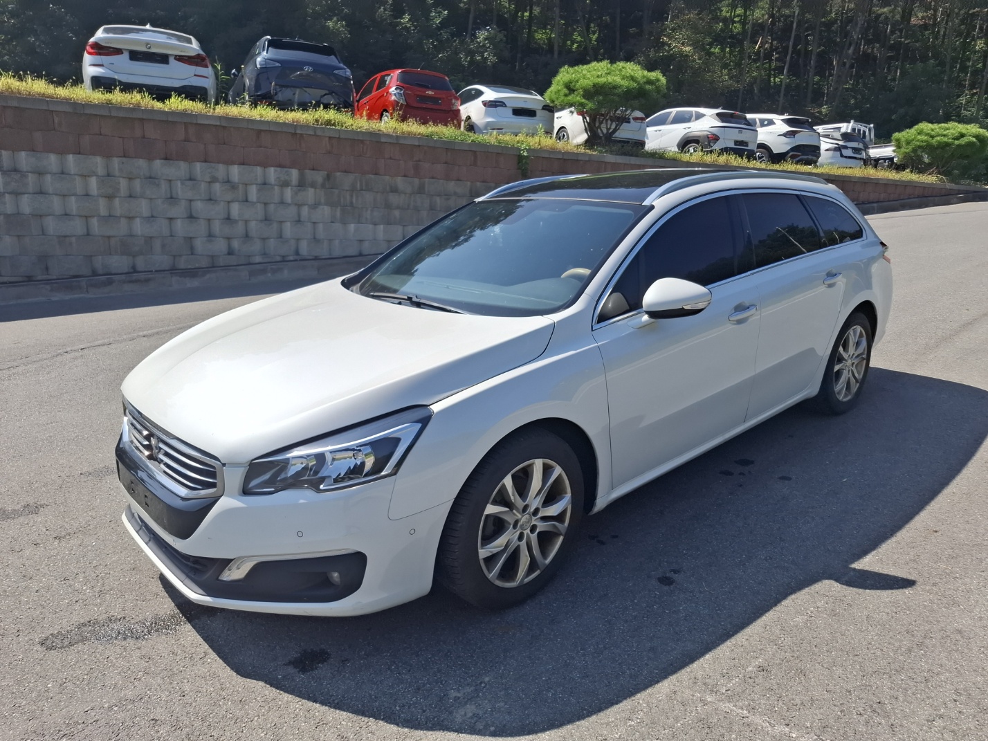2015 Peugeot 508SW 1.6 E-HDI Active (S/N: 002013)