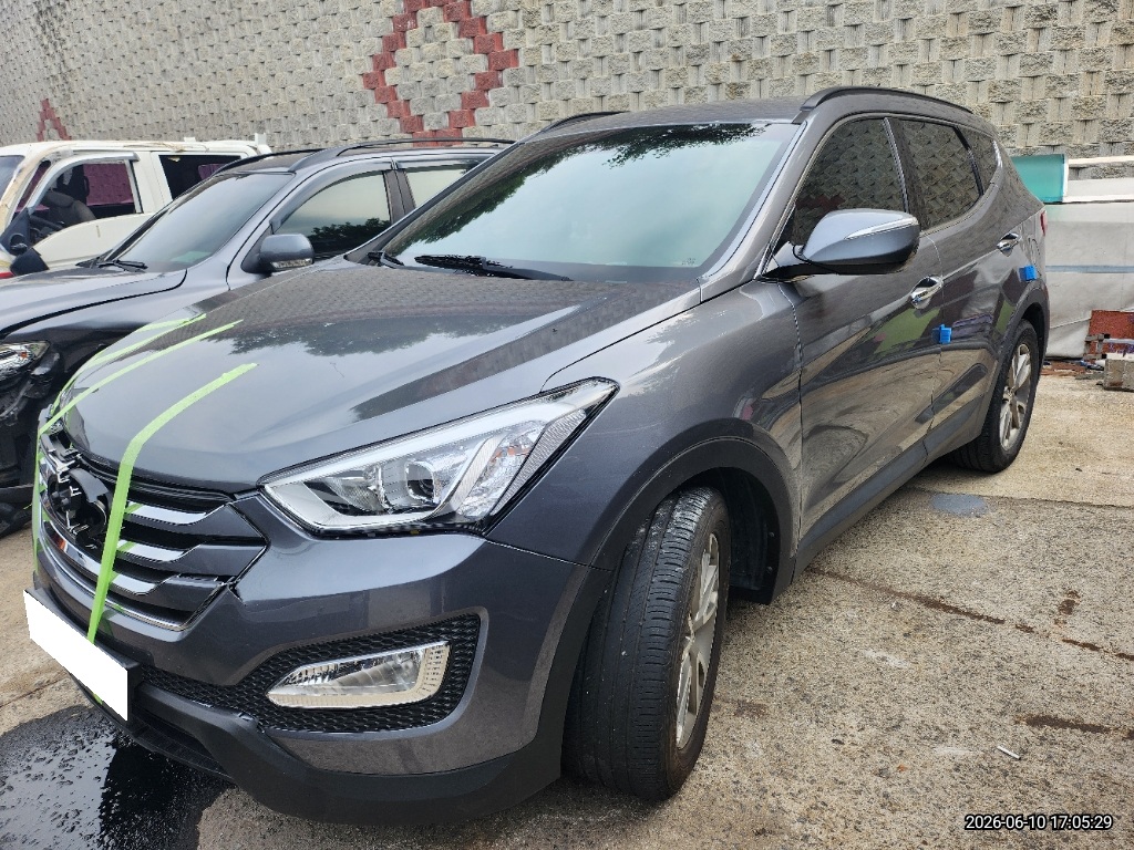 2014 Santa Fe DM Diesel 2WD 2.0 (203415) pre-producted