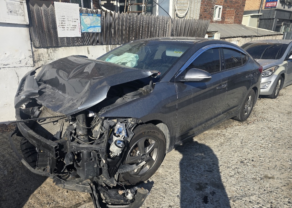 2016 Avante AD 1.6 GDI Smart (006398) pre-producted