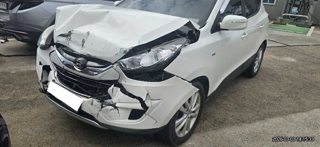 2013 Tucson iX 2WD VGT LX20 Luxury (606766) pre-producted