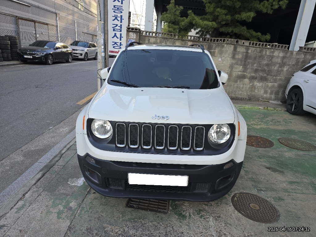 2016 Jeep Renegade LONGITUDE 2.4 FWD (D19299) pre-producted