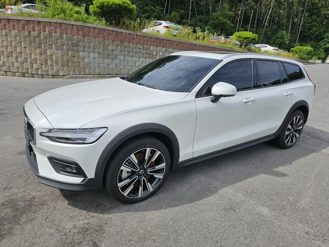 2024 Volvo V60 Cross Country 2nd Gen 2.0 B5 AWD (S/N: 139193)