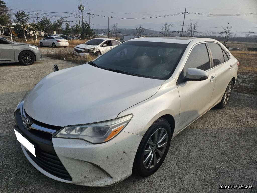 [SOLDOUT]2015 Toyota New Camry 2.5 XLE (929596) pre-producted