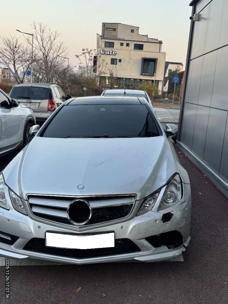 2010 Benz E-Class W212 E350 Coupe (017313) pre-producted