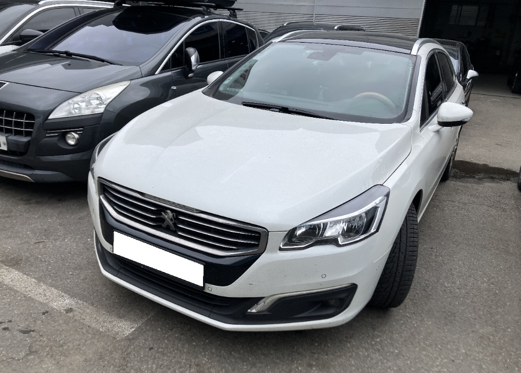 2015 Peugeot 508SW 1.6 E-HDI Active (002013) pre-producted