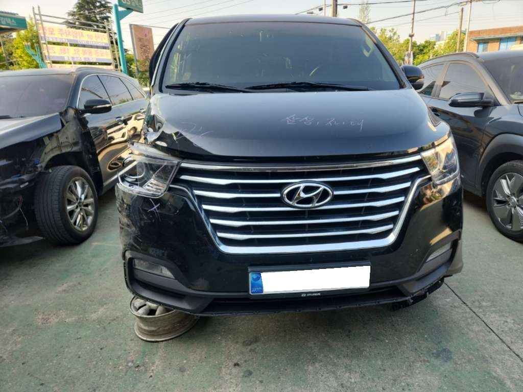 [Reserved]2021 The New Grand Starex 2WD Urban (178927) pre-producted