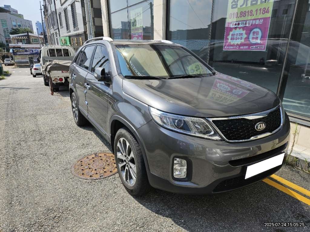 2013 New Sorento R 2WD 2.0 TLX Special (350081) pre-producted