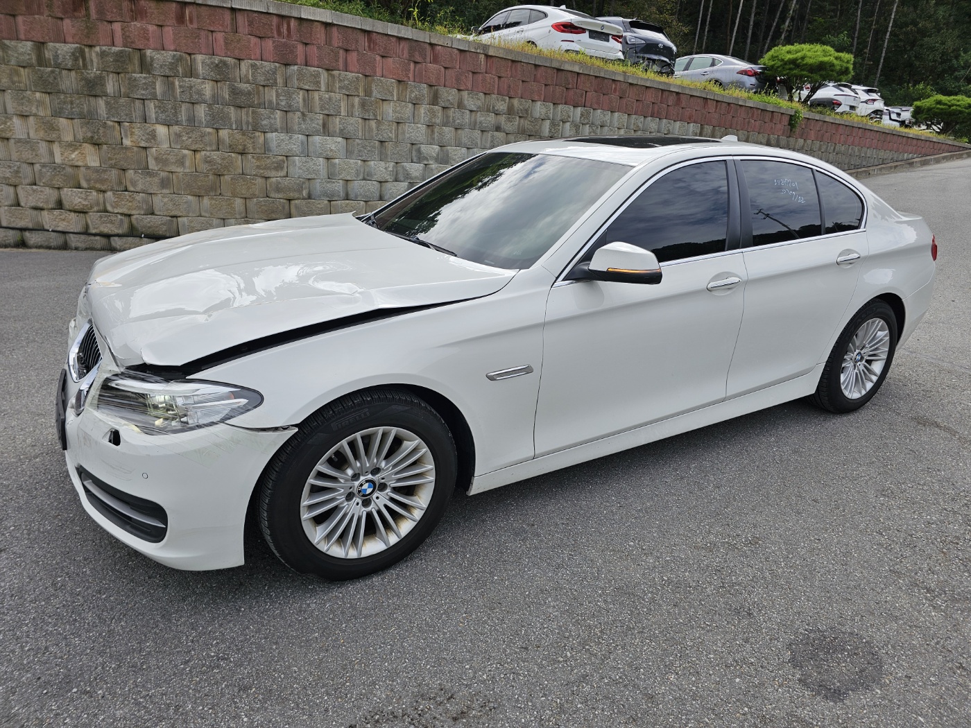 [SOLDOUT]2015 BMW 5 Series (F10) 520d Luxury Plus (S/N: 057355)