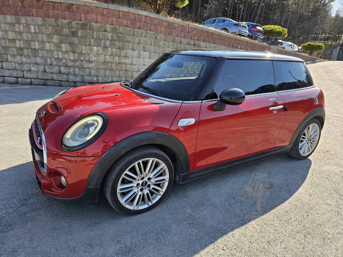 2016 mini Cooper S (S/N: B32016)