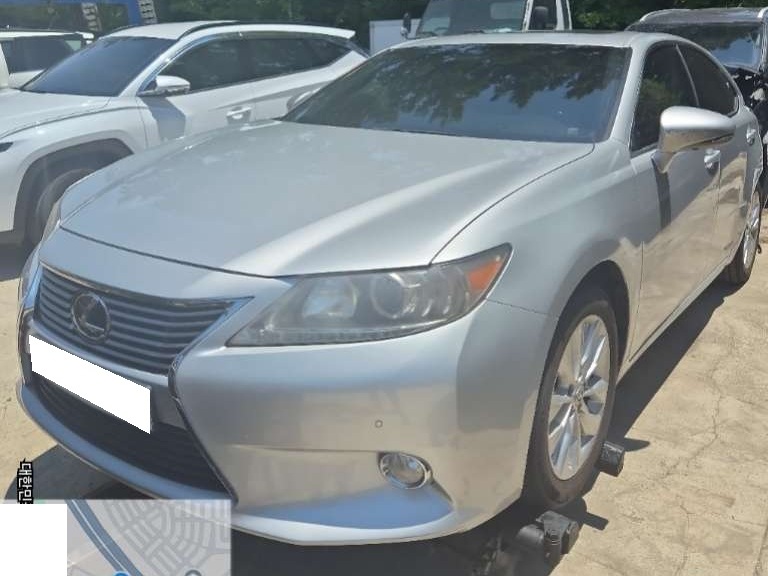 2013 Lexus New ES300h Supreme (010409) pre-producted