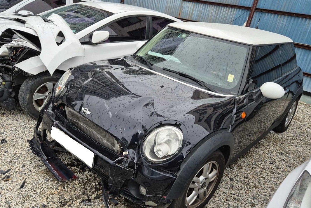 2013 Mini Cooper D Basic Model 2nd Gen (472567) pre-producted