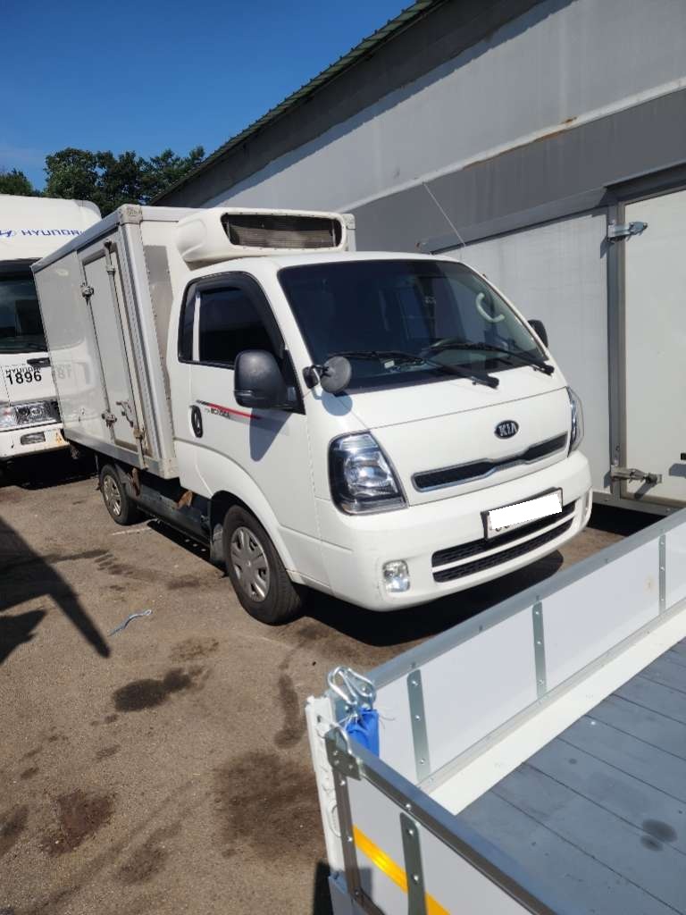 2021 [Freezing BOX] Bongo III (510389) pre-producted