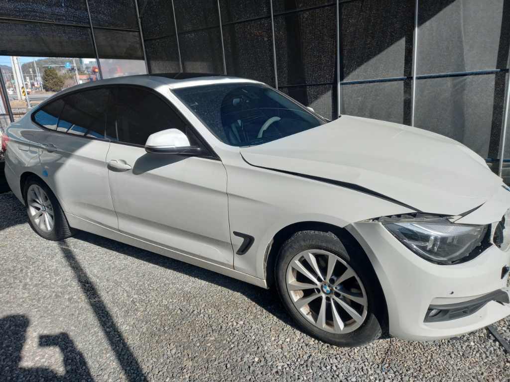 [Reserved]2017 BMW 3Series GT (F34) GT 320D xDrive (817395) pre-producted