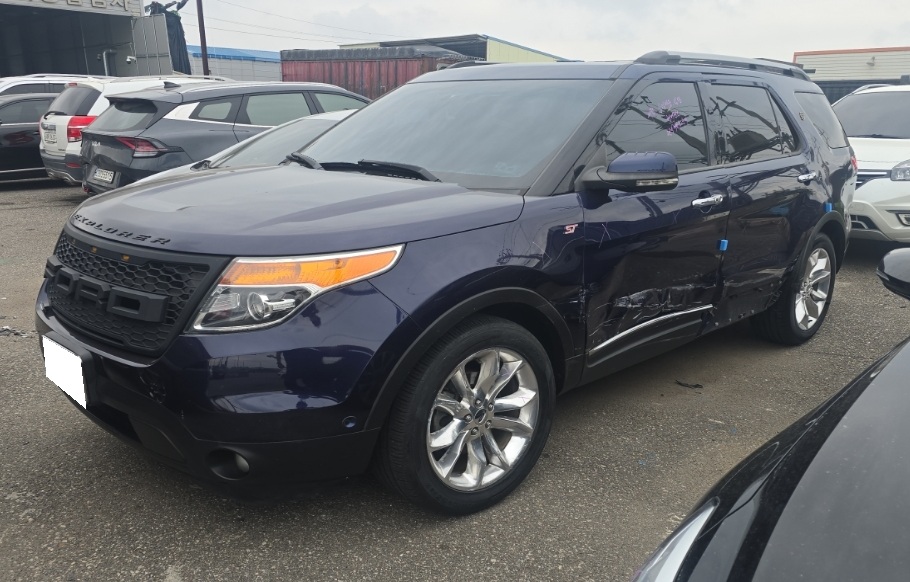 2011 Ford Explorer 3.5 4WD (A26766) pre-producted