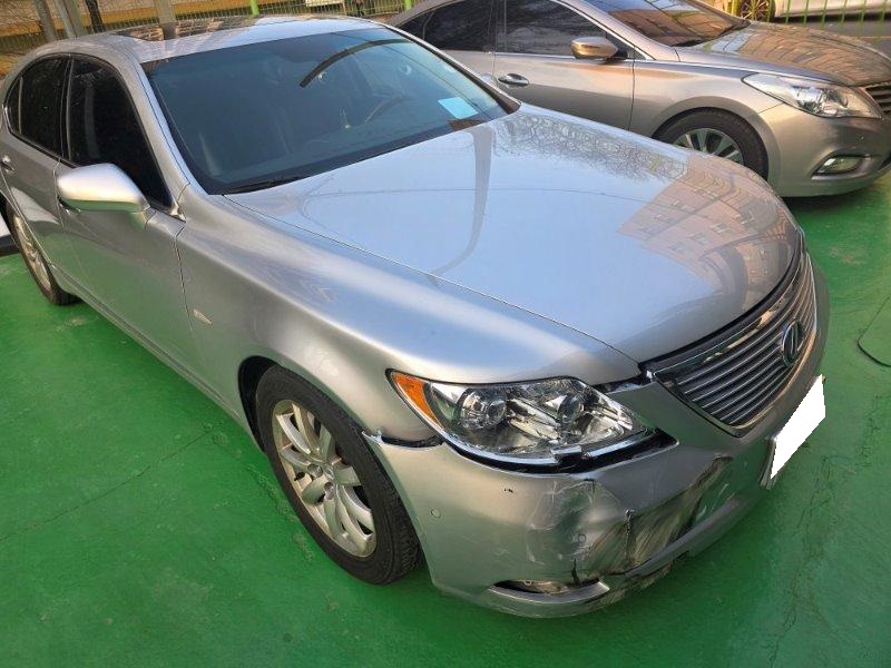 2007 Lexus LS460 STD (004061) pre-producted