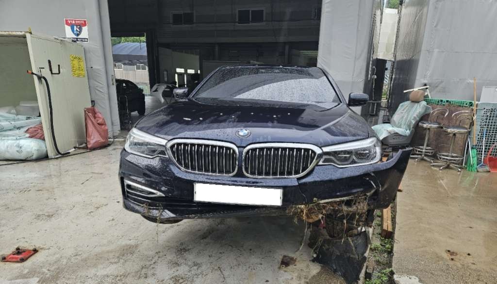 [Reserved]2020 BMW 5 Series (G30) 530i Luxury Line Plus (W74827) pre-producted
