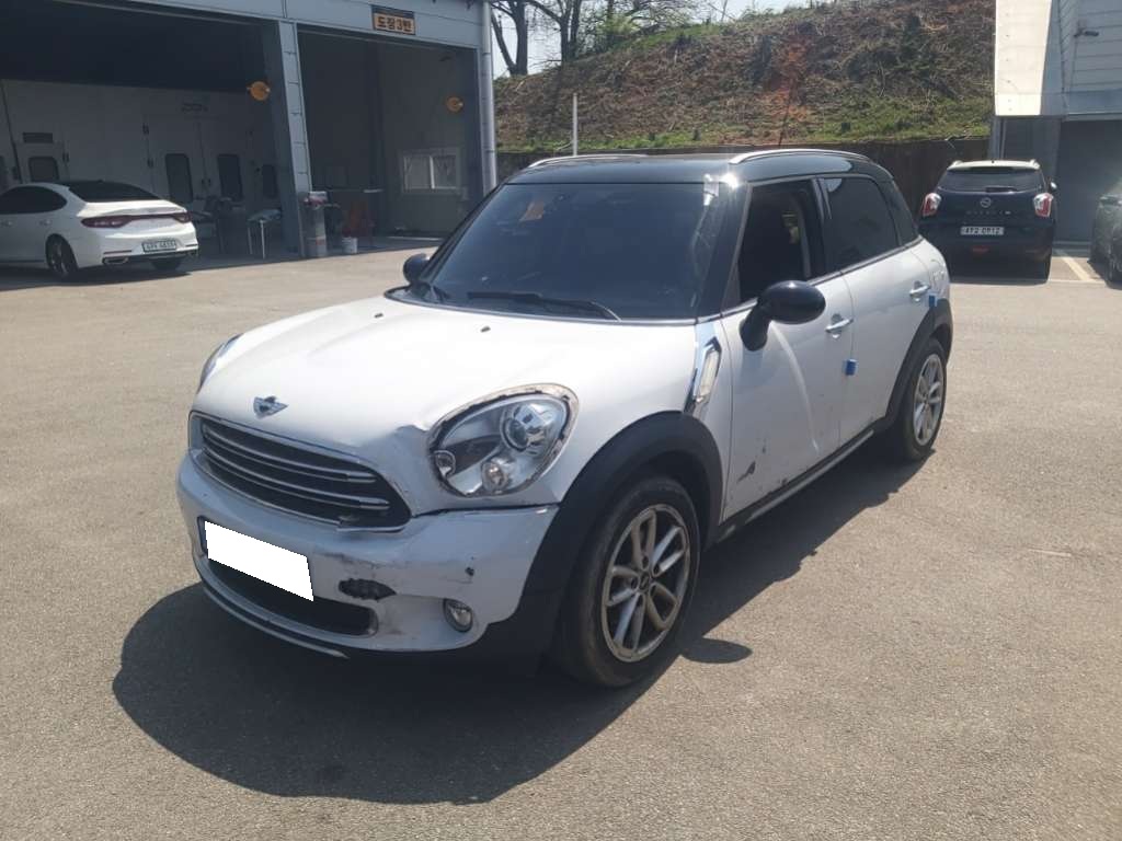 2016 Mini Cooper D Countryman ALL4 (T62435) pre-producted