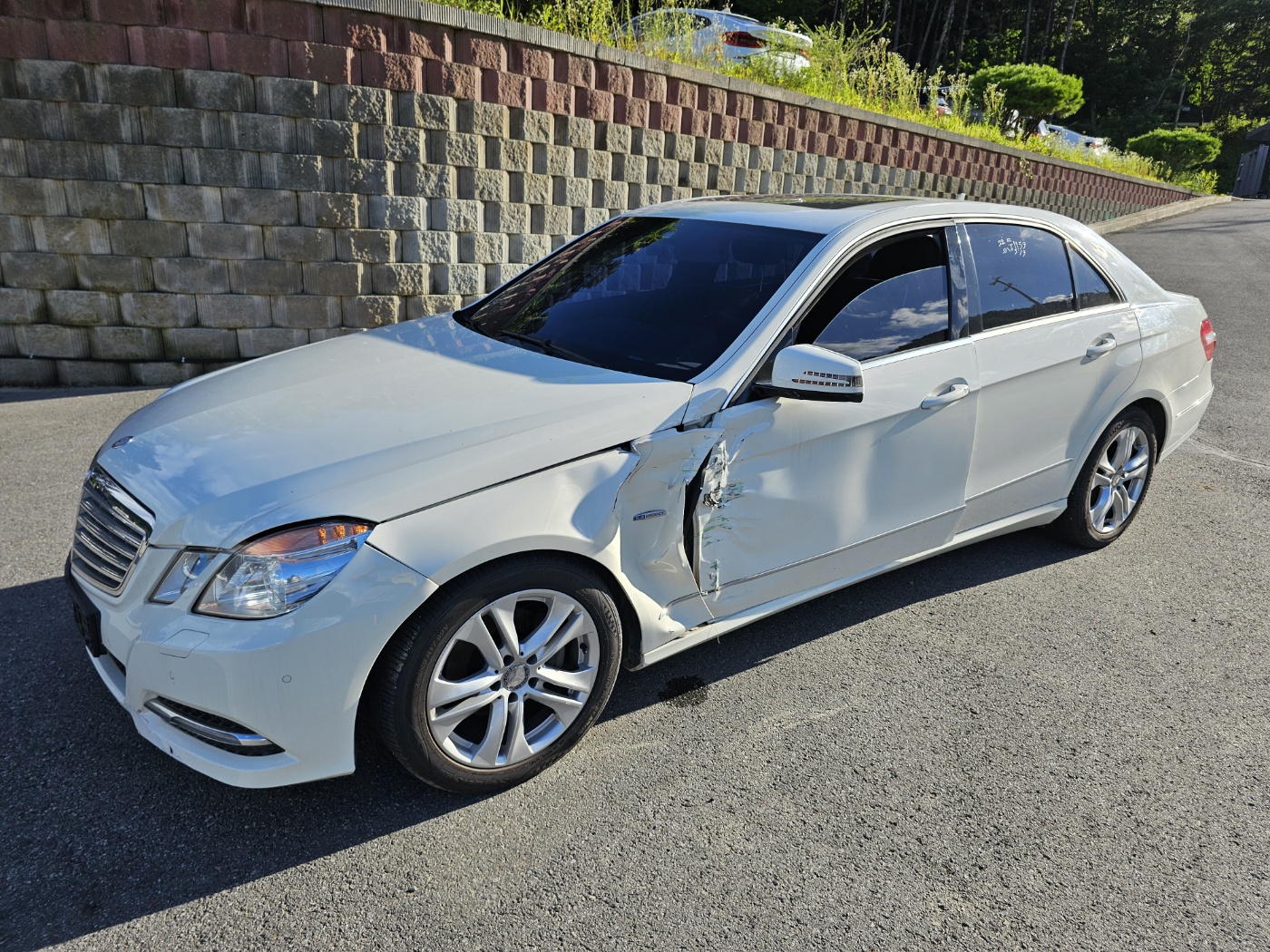 [SOLDOUT]2012 Benz E-Class W212 E220 CDI Avantgarde (S/N: 581019)