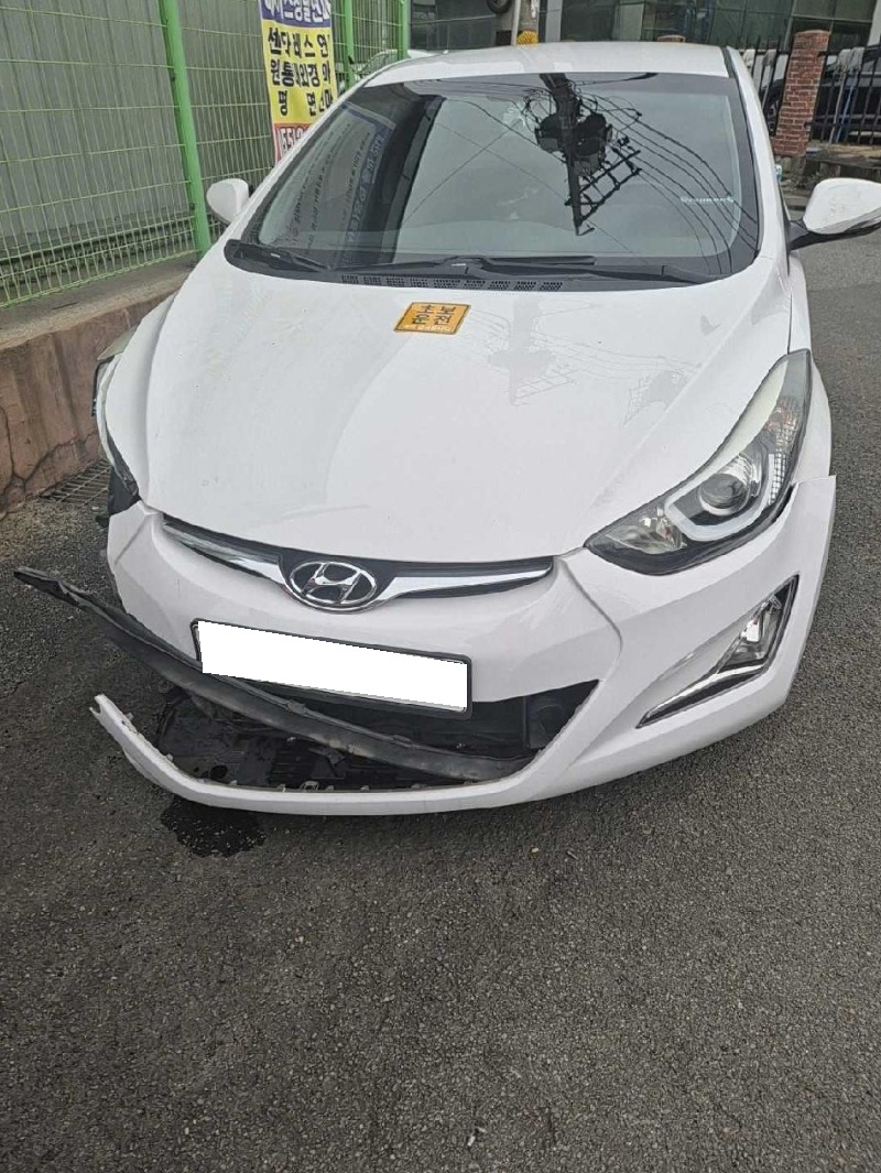 2015 The New Avante 1.6 GDI Smart (303442) pre-producted