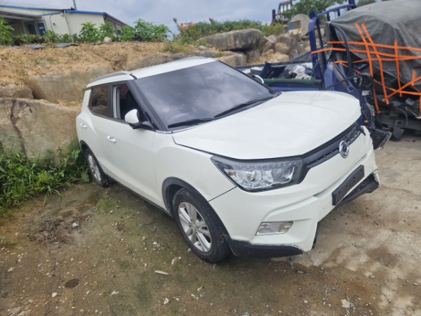 2017 Tivoli Gasoline 2WD 1.6 LX (155969) pre-producted