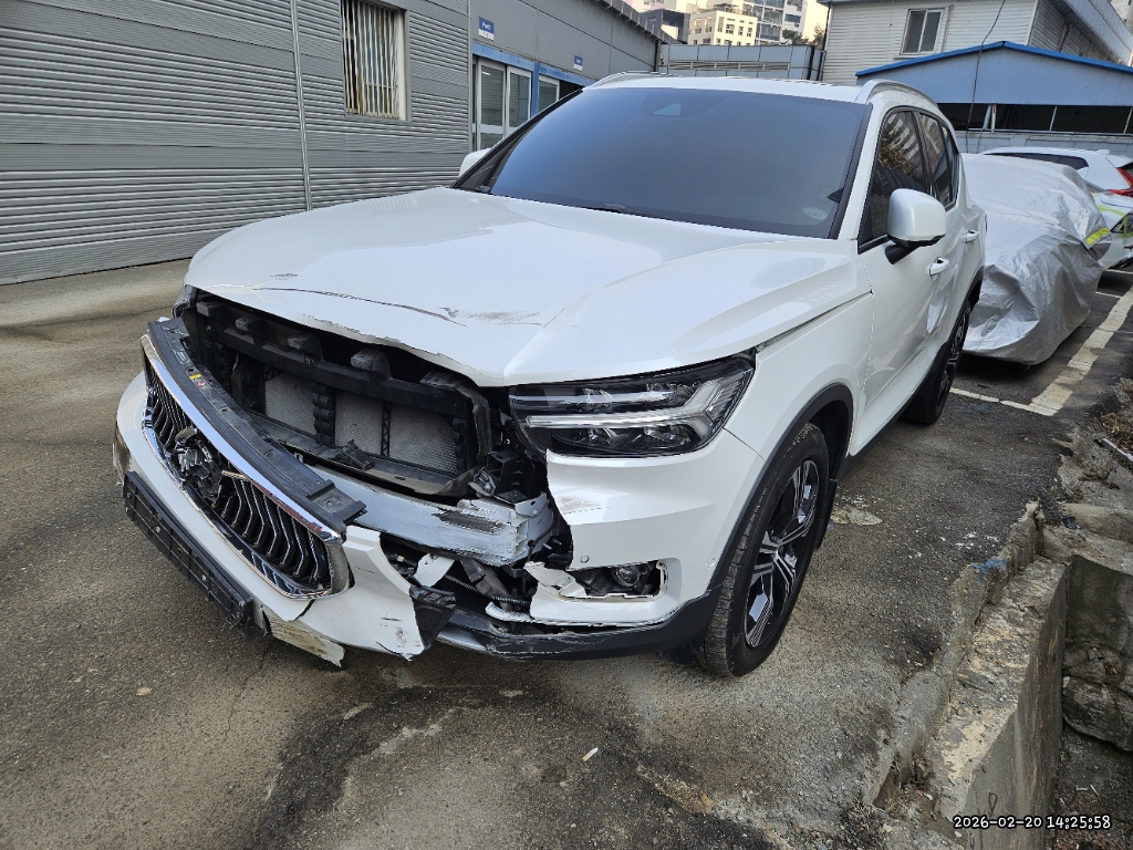 [Auction] 2022 Volvo XC40 B4 AWD Inscription(745232) pre-producted