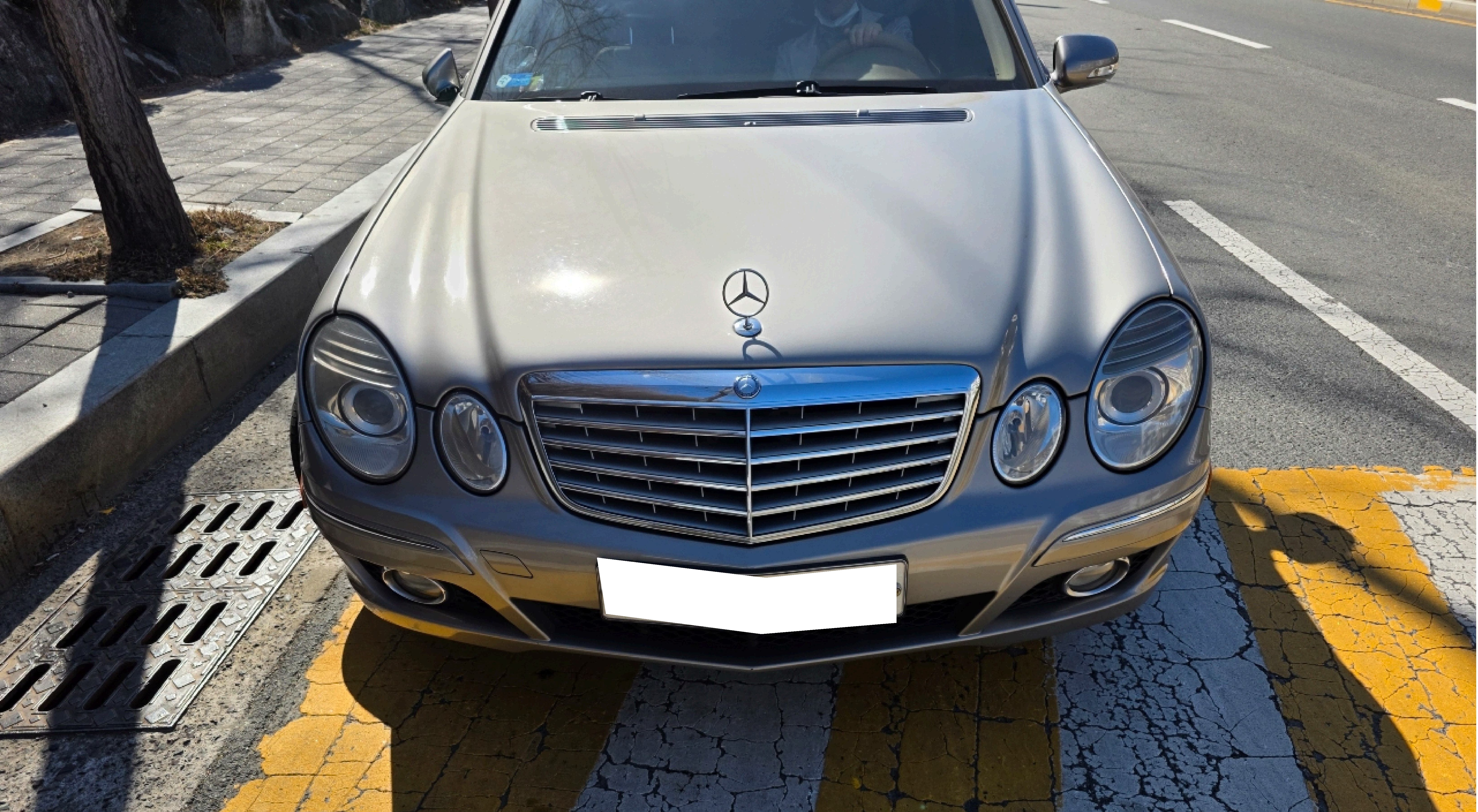2008 Benz E-Class E350 (357407) pre-producted