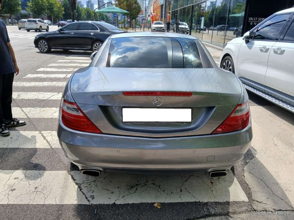 2013 Benz New SLK-Class 200 BlueEfficiency (055854) pre-producted