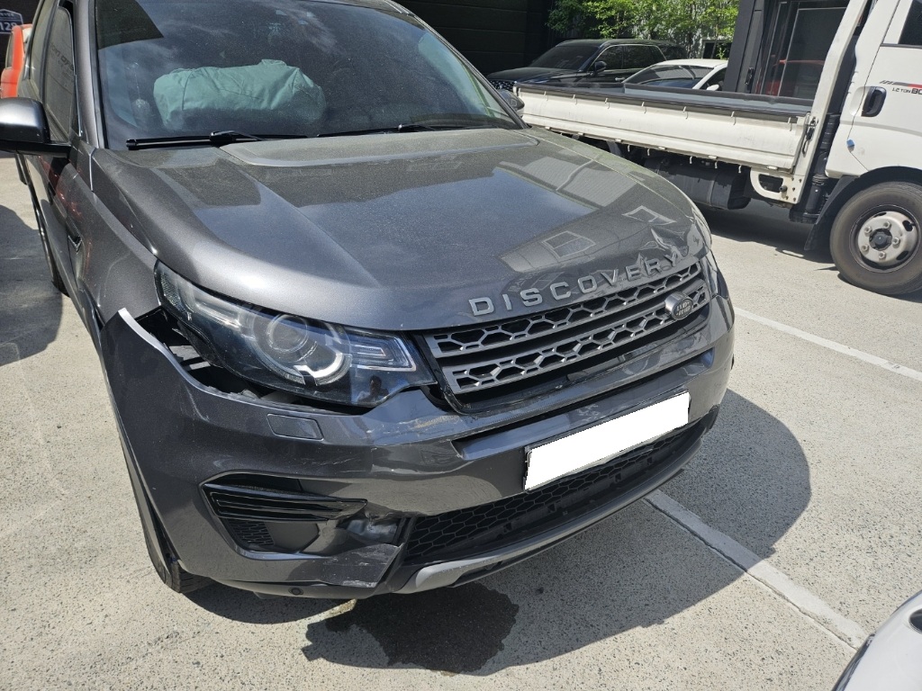 2016 Land Rover Discovery Sport 2.0 TD4 HSE Luxury (555840) pre-producted