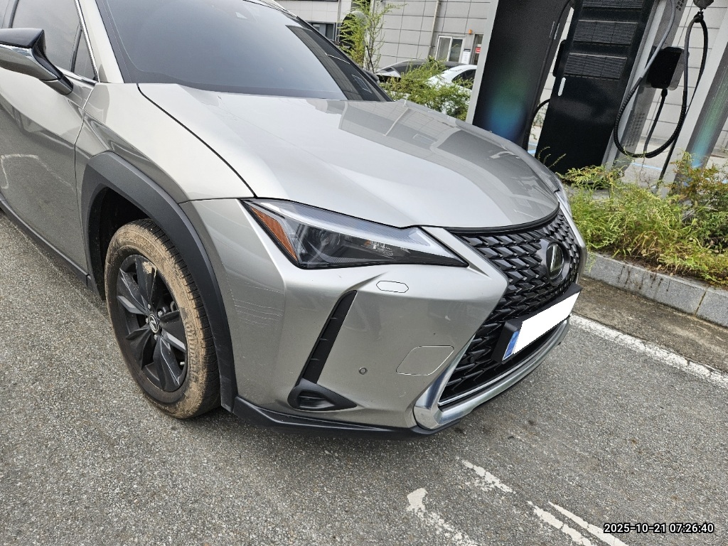 2024 Lexus UX 250h 2.0 2WD (188430) pre-producted
