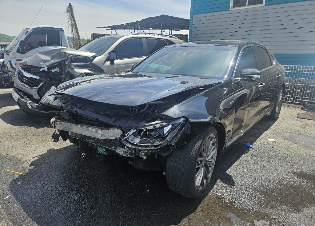 2020 The K9 3.8 GDI AWD Platinum II (020210) pre-producted