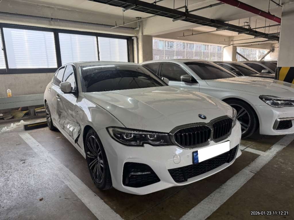 2022 BMW 3 Series (G20) 320i M Sport (M42910) pre-producted