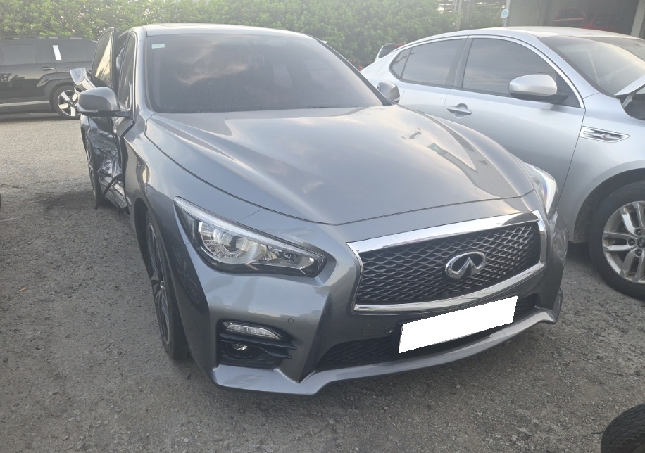 2016 INFINITI Q50S Hybrid (560125) pre-producted