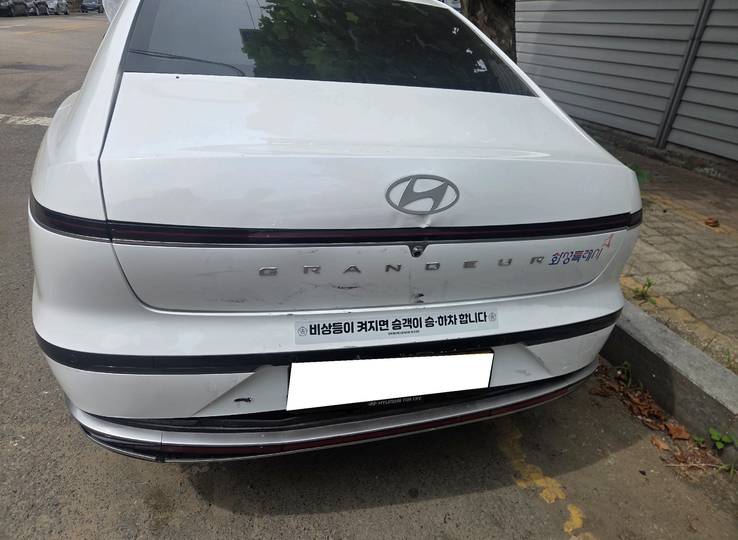 [Reserved]2024 Grandeur (GN7) LPG 3.5 2WD (Taxi Type) (071945) pre-producted