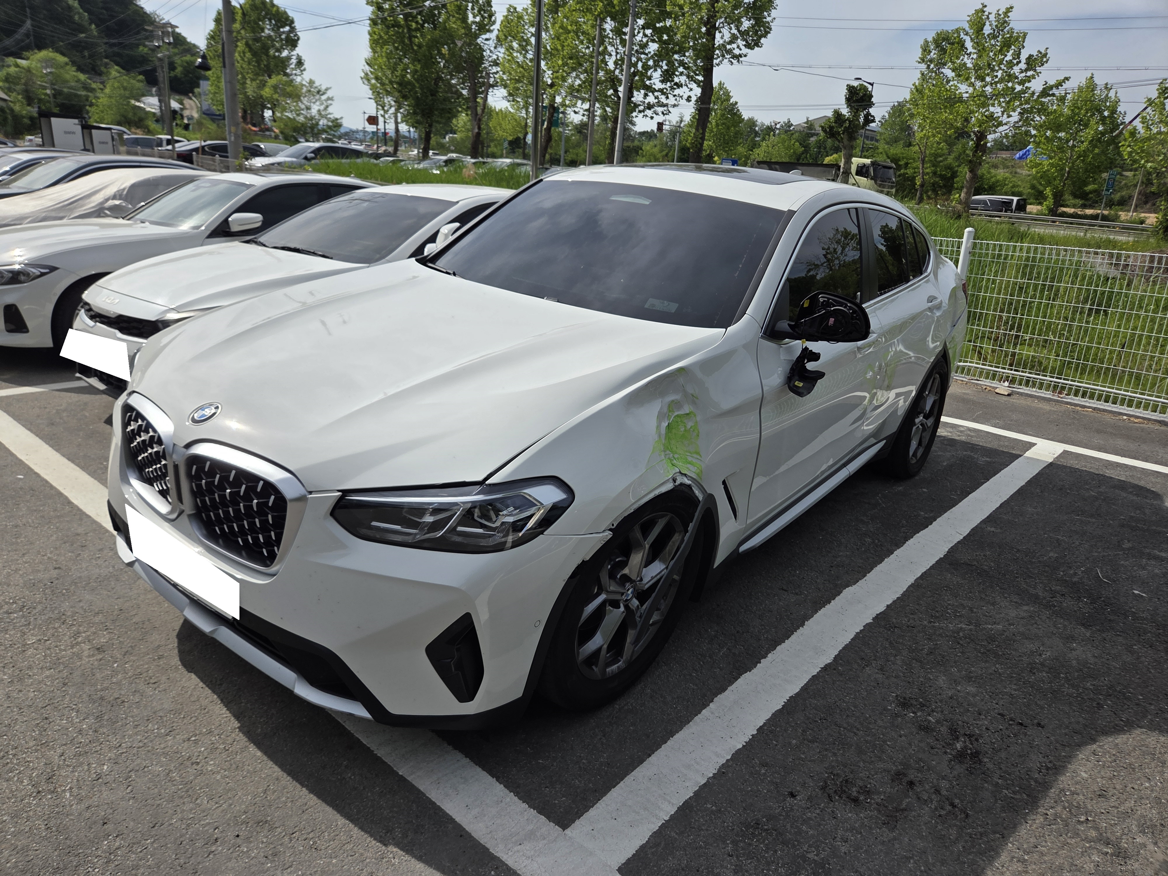 [Auction] 2022 BMW X4 (G02) xDrive 20i xLine(M51301) pre-producted