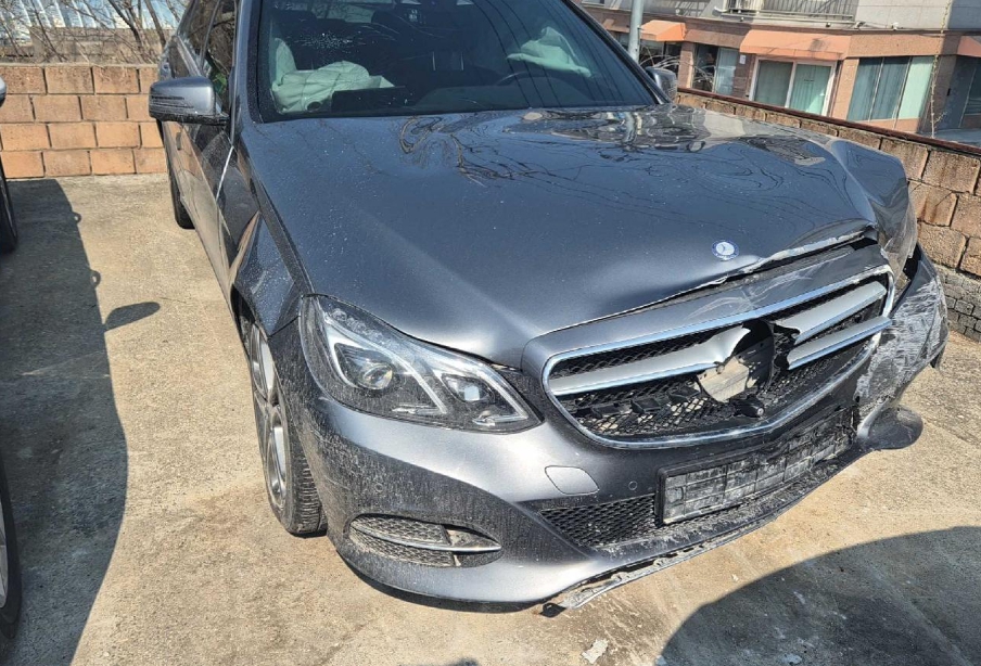 [Auction] 2016 Benz E-Class W212 E250 BlueTEC 4MATIC Avantgarde(306591) pre-producted