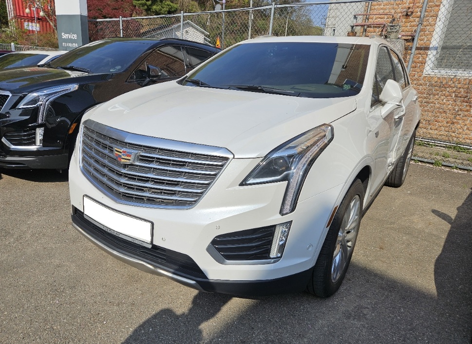2019 Cadillac XT5 3.6 (263178) pre-producted