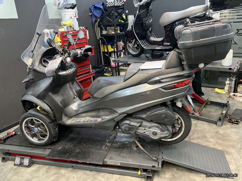 PIAGGIO Mp3 pre-producted