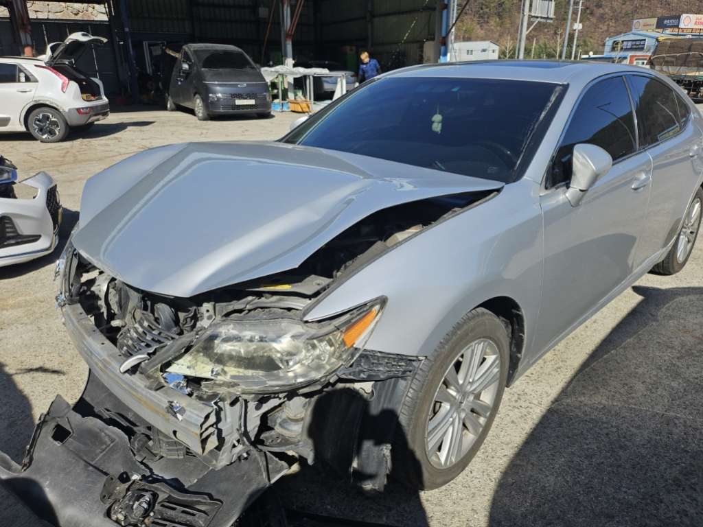 2013 Lexus New ES350 Supreme (006621) pre-producted