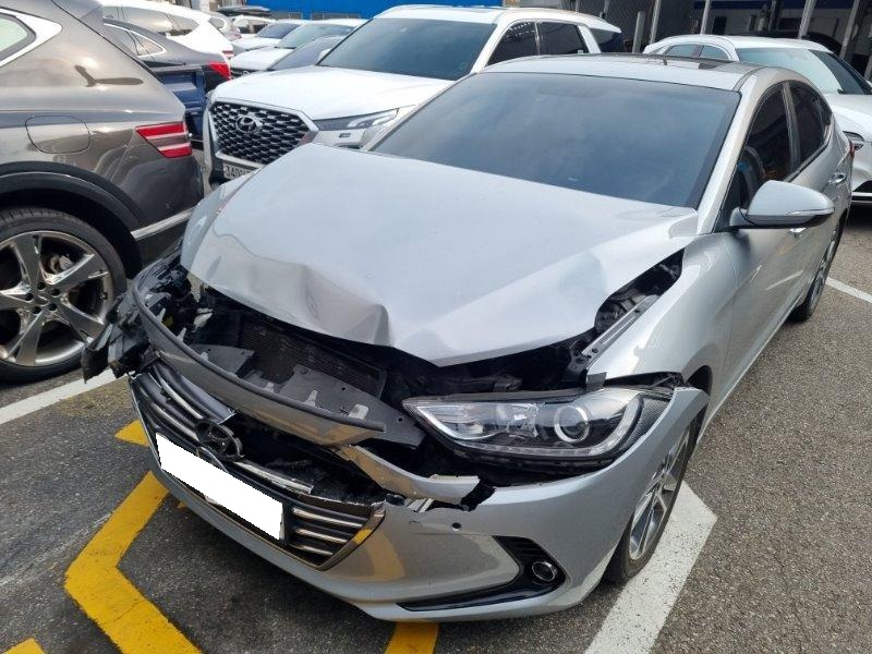 2016 Avante AD 1.6 e-VGT Premium (063747) pre-producted