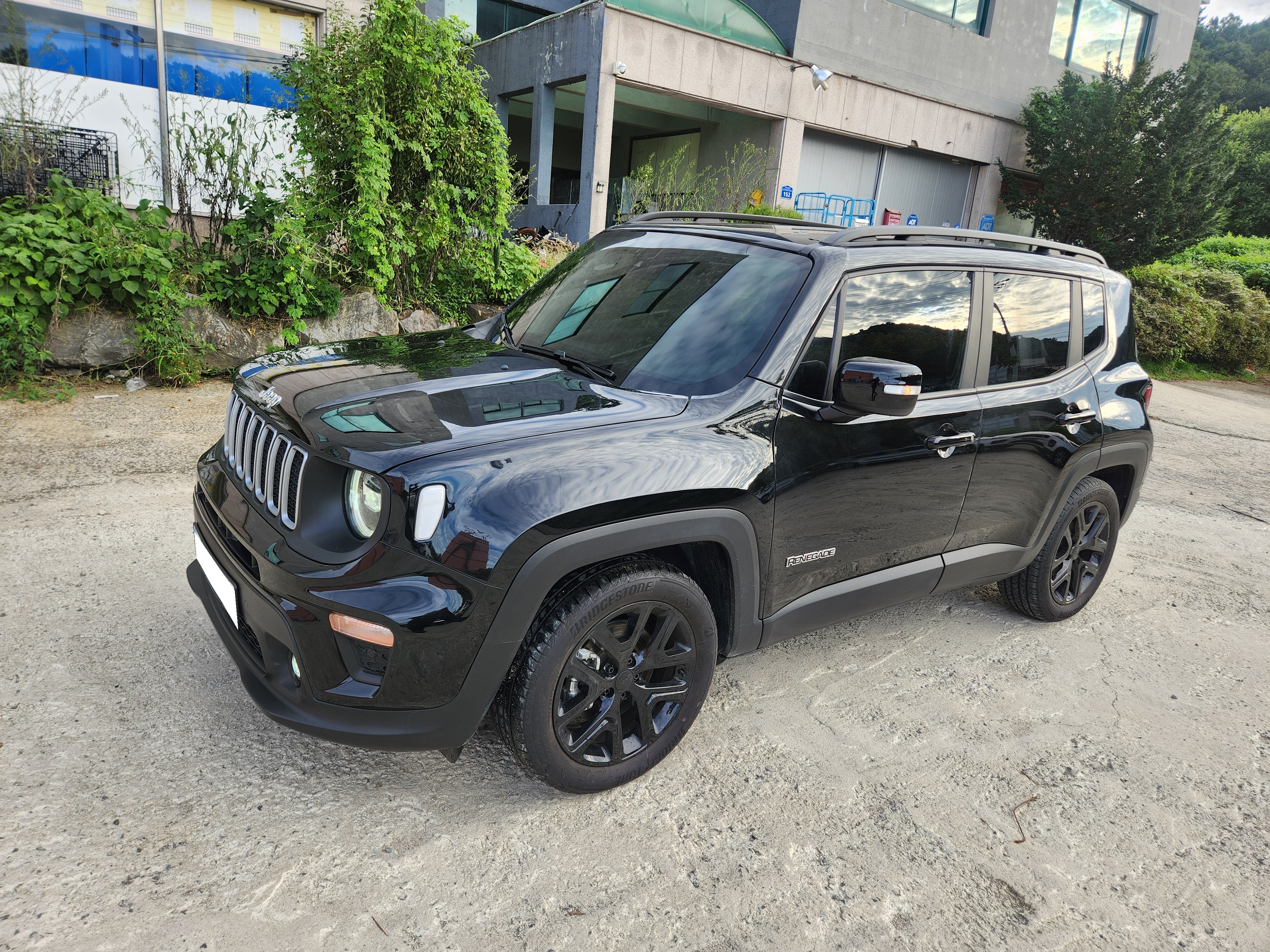 [Reserved]2023 Jeep Renegade 1.3 Limited FWD (S/N: P74348)