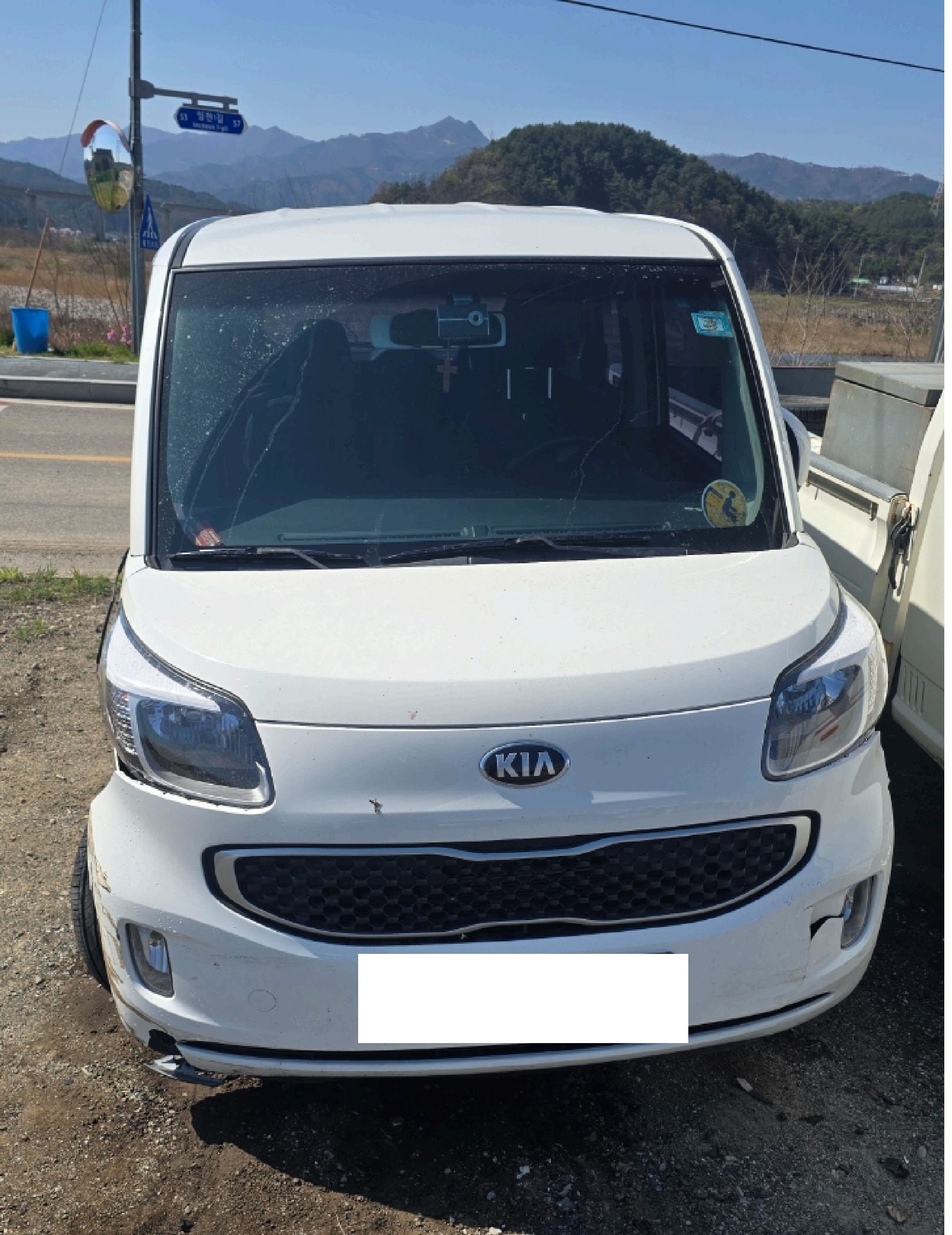 2016 Ray Luxury (142592) pre-producted