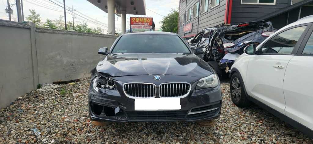 [Reserved]2015 BMW 5 Series (F10) 520d Luxury Plus (064743) pre-producted